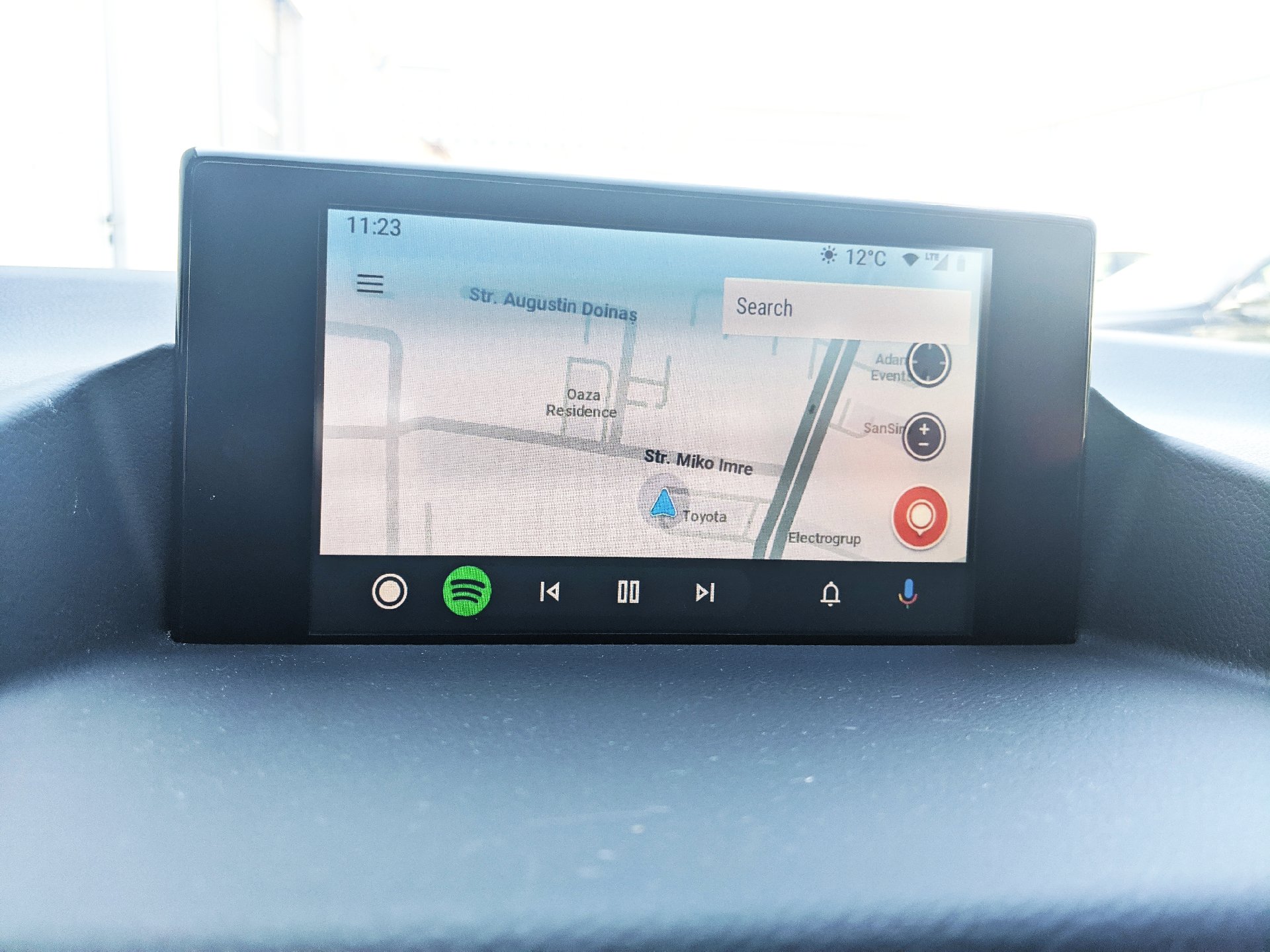 Android Auto Waze