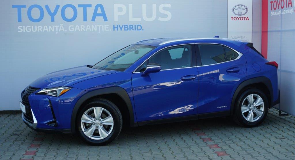 #128522; Lexus UX