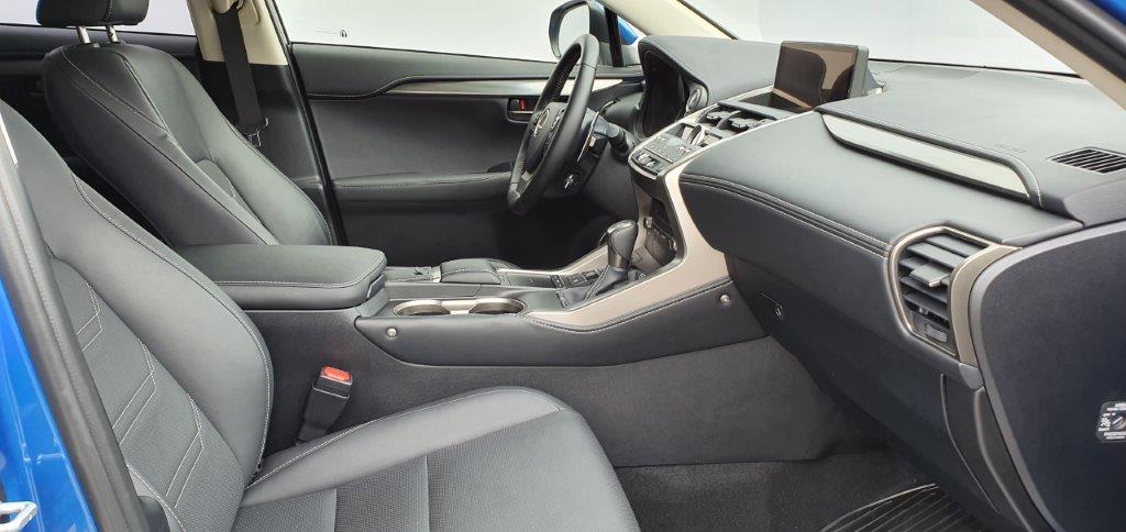 😊 Lexus NX
