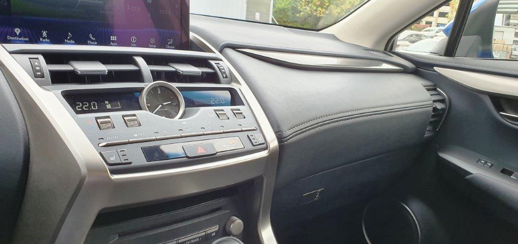 😊 Lexus NX