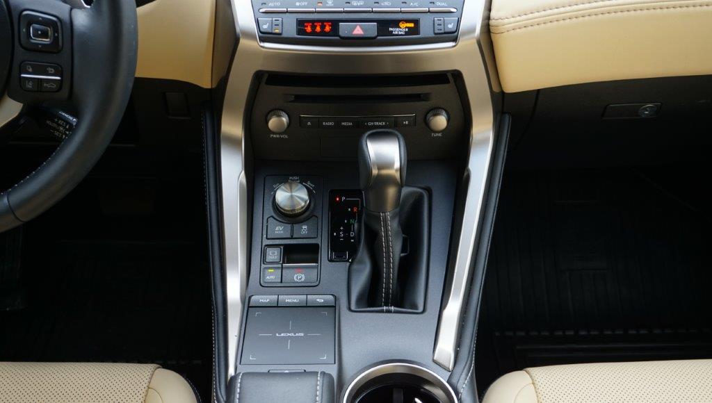 😊 Lexus NX