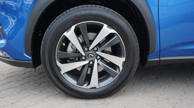 😊 Lexus NX