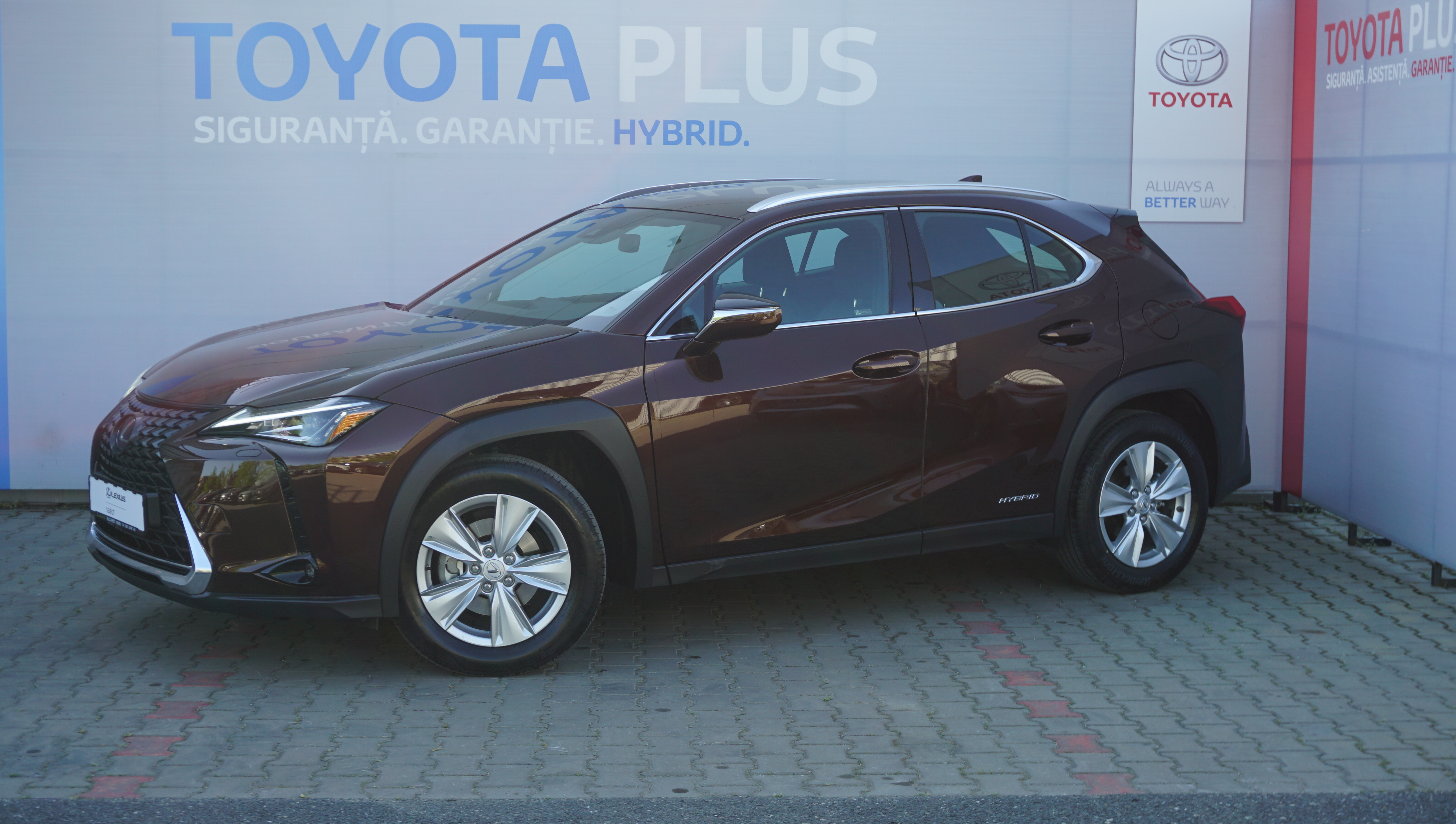 😊 Lexus ux;hybrid; hybrid