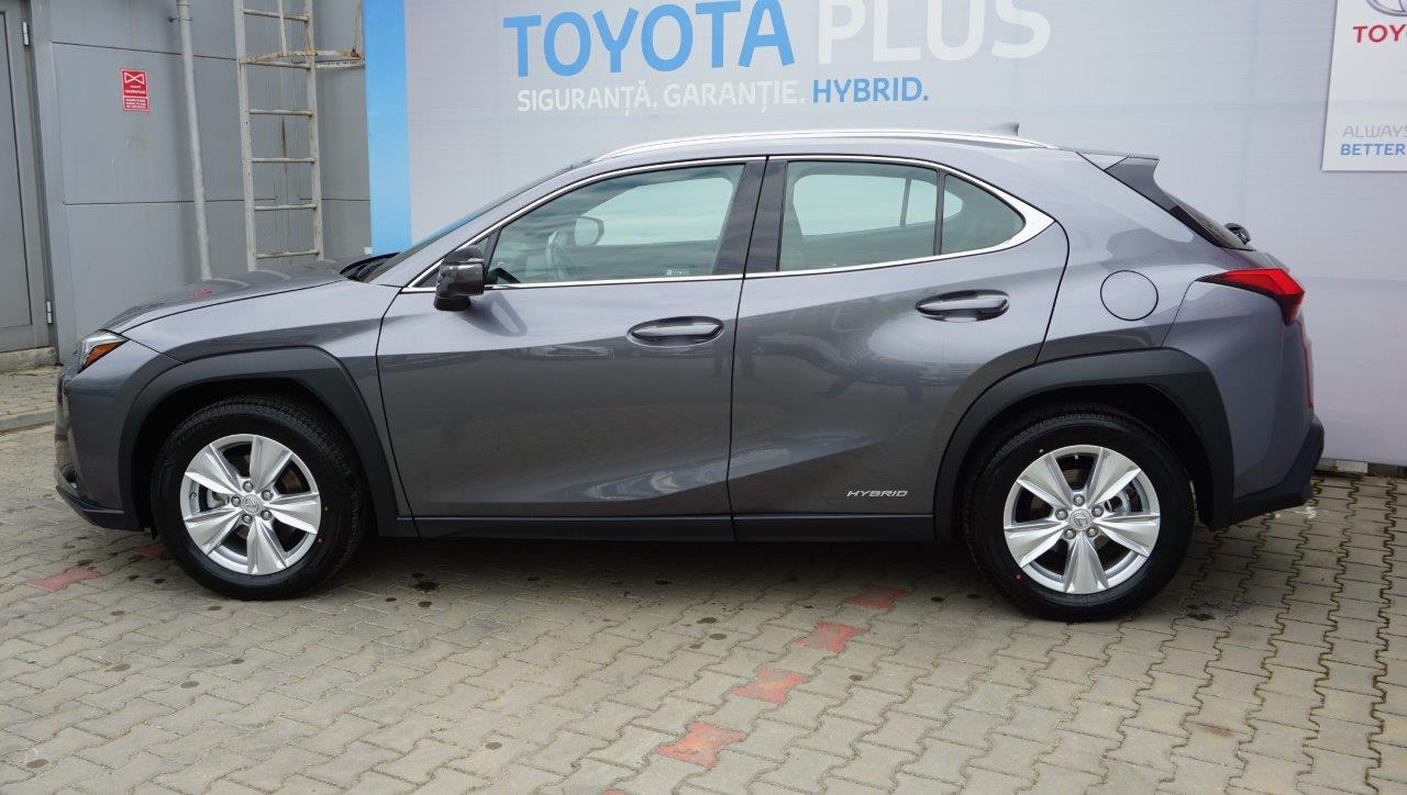 😊 Lexus UX;hybrid