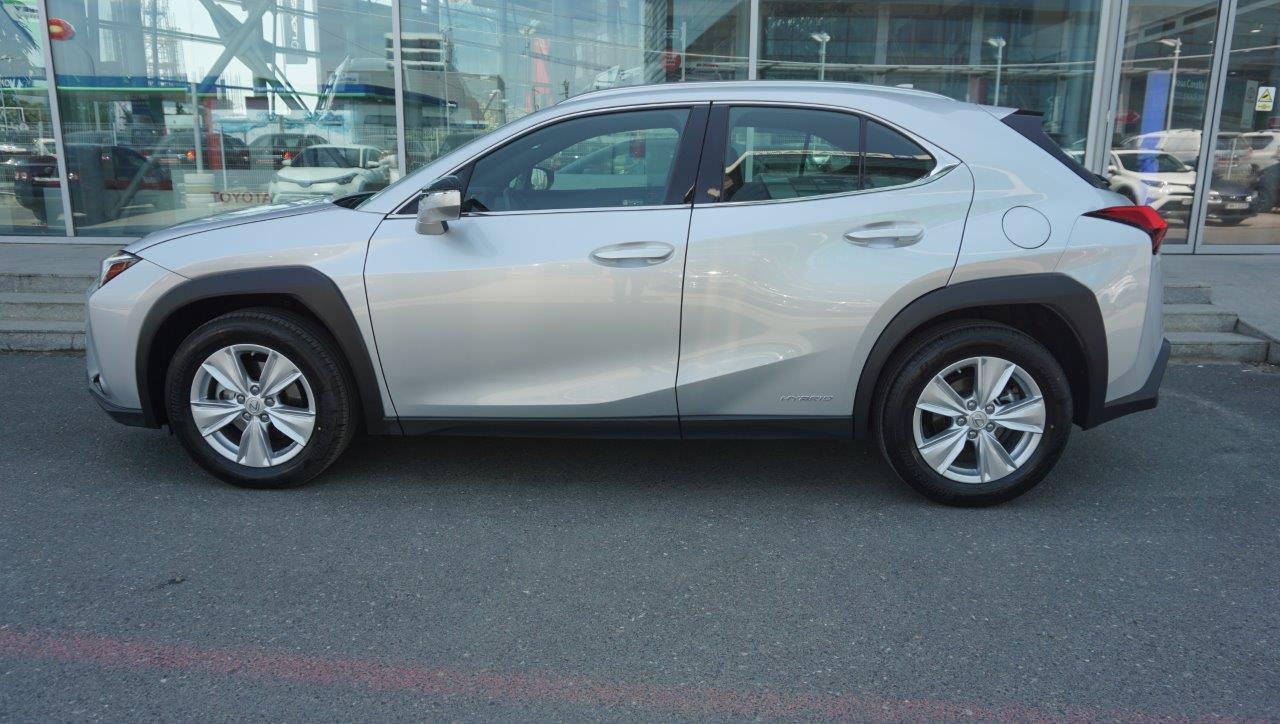 😊 Lexus ux;hybrid; hybrid