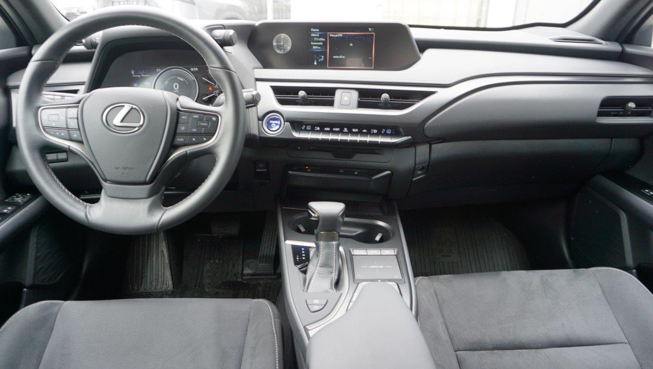 😊 Lexus UX;hybrid