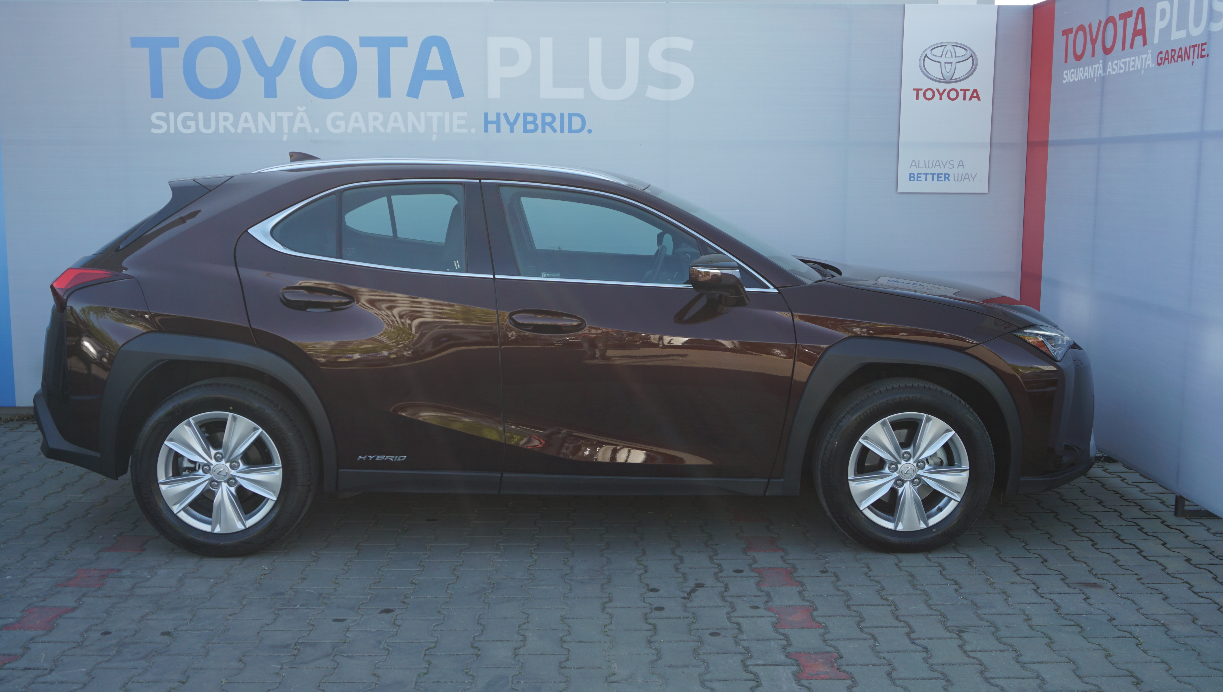 😊 Lexus ux;hybrid; hibrid
