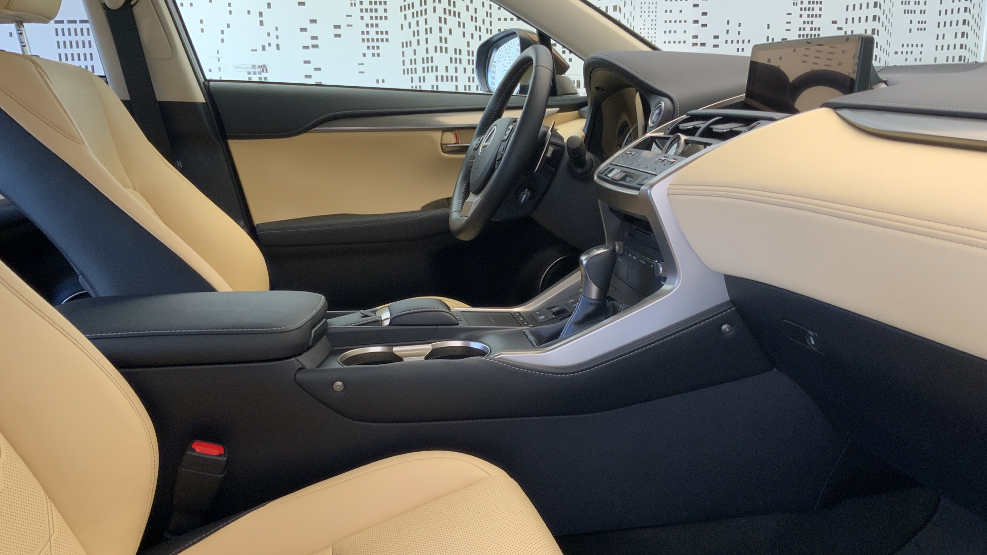 😊 Lexus NX