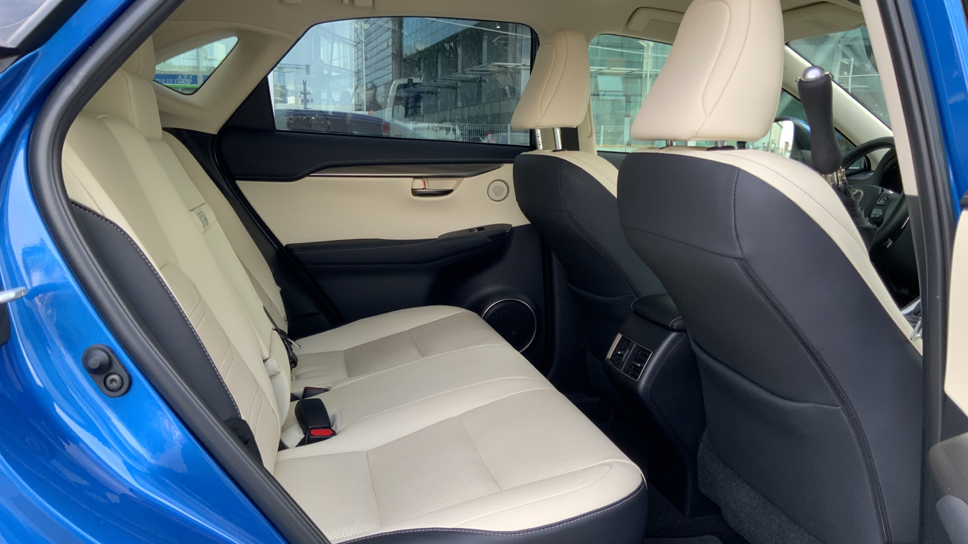 😊 Lexus NX