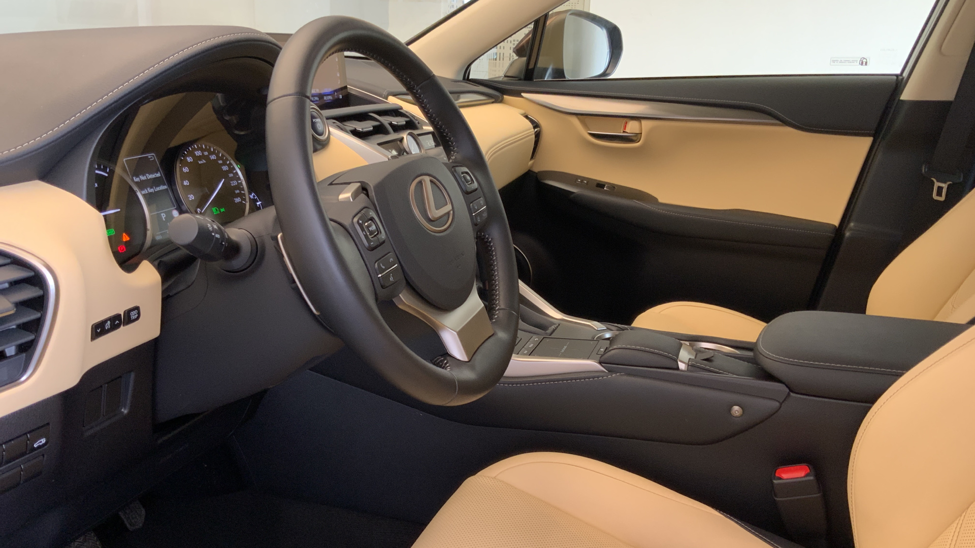 😊 Lexus NX