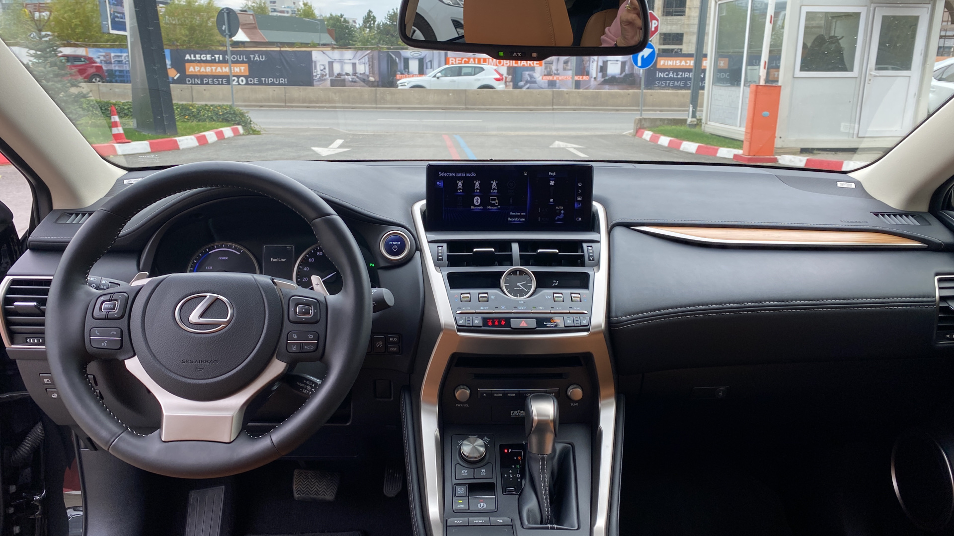 😊 Lexus NX