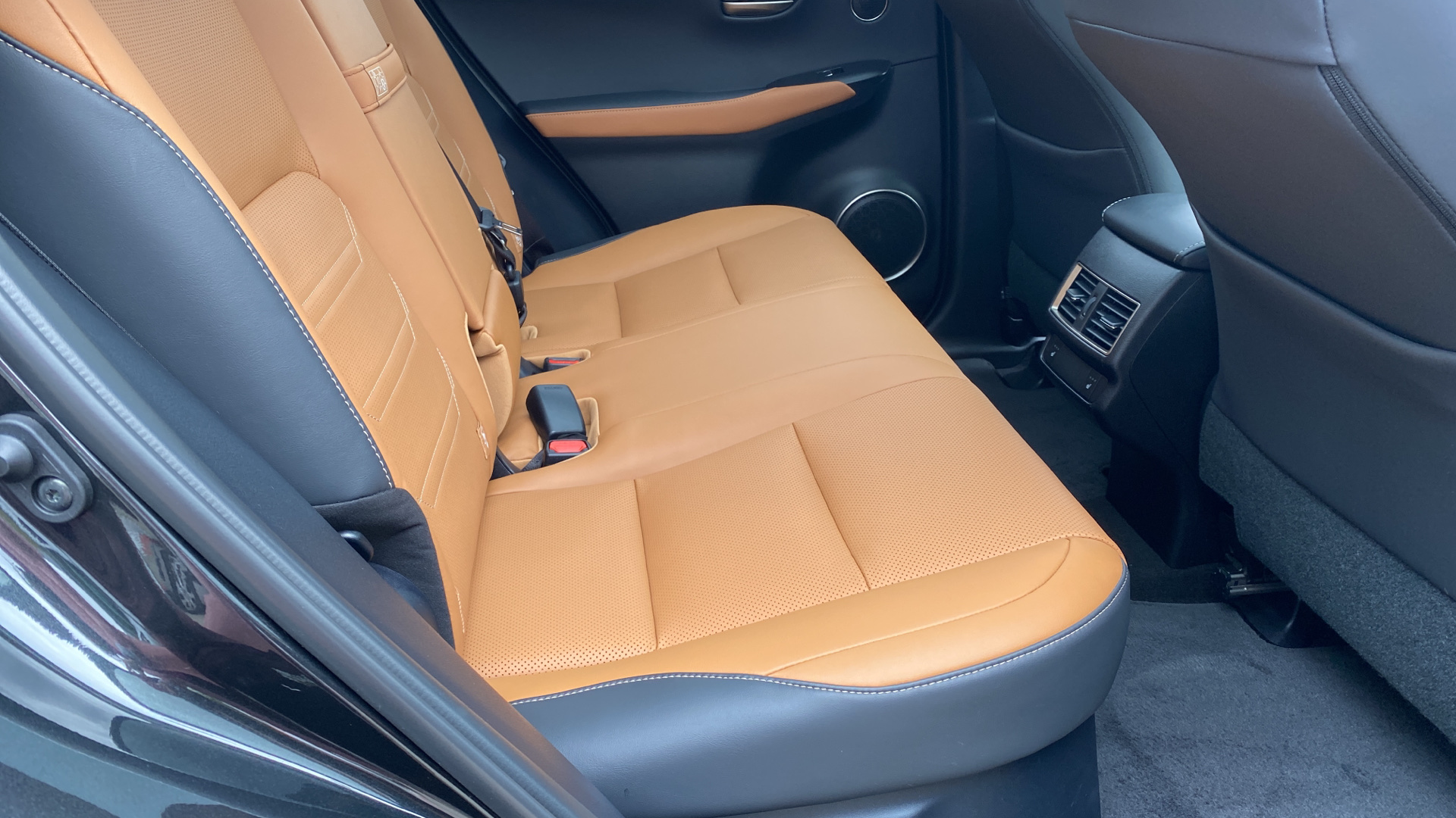 😊 Lexus NX
