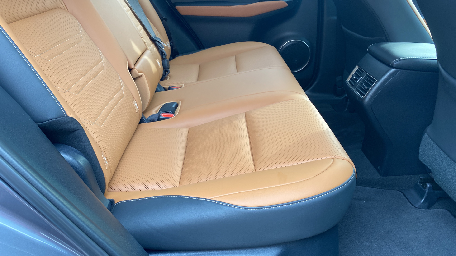 😊 Lexus NX