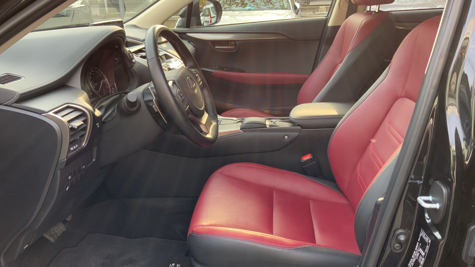 😊 Lexus NX