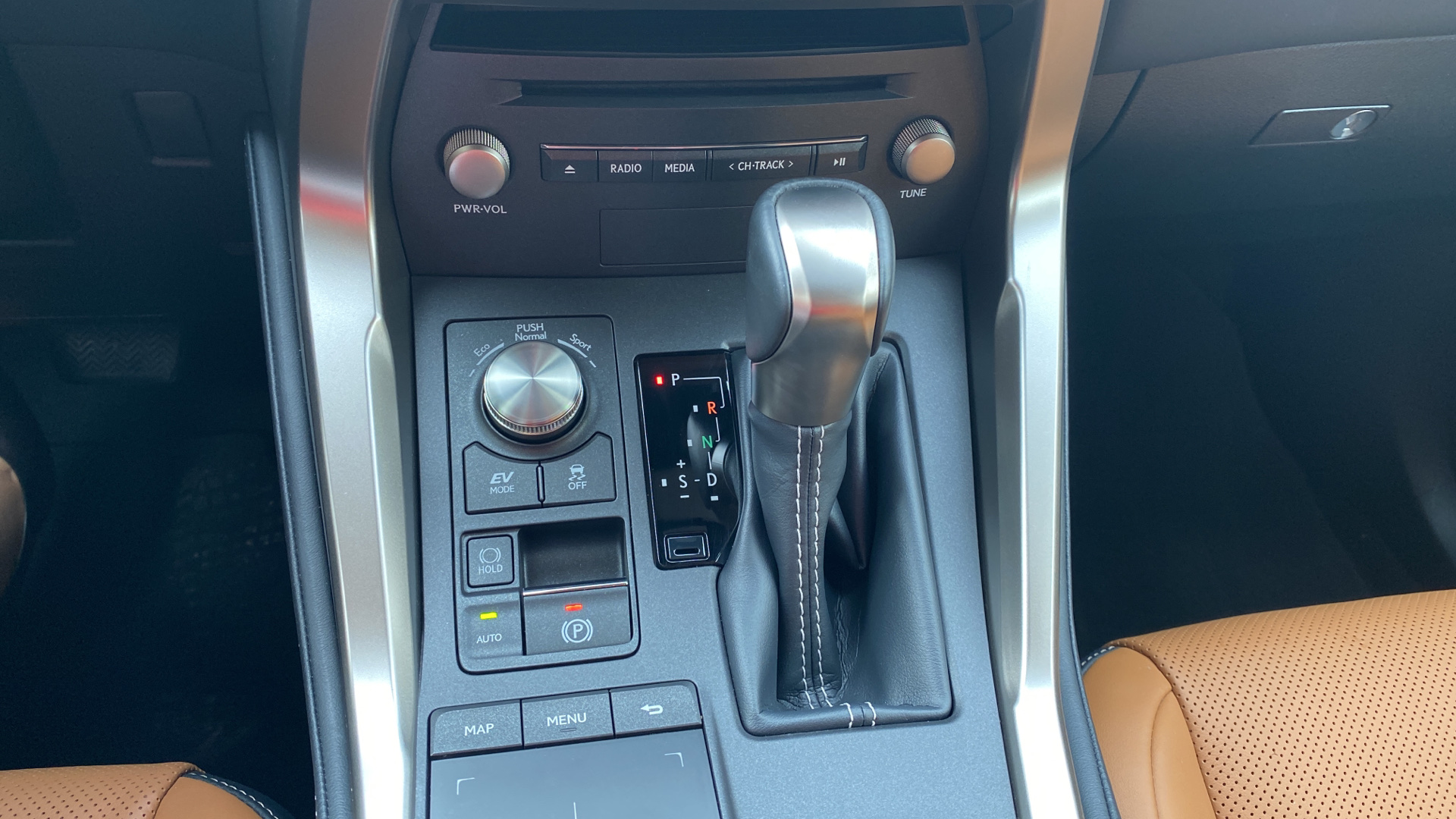 😊 Lexus NX